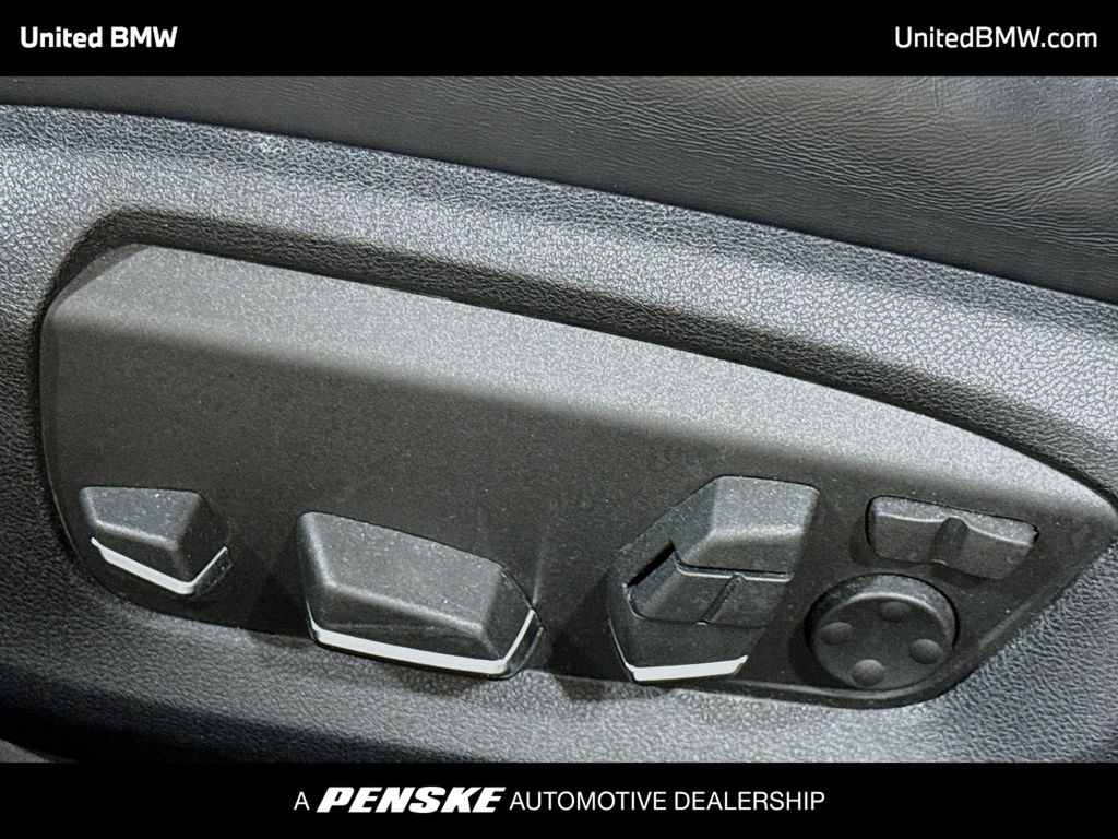 Thumbnail: 2016 BMW 5 Series - 4