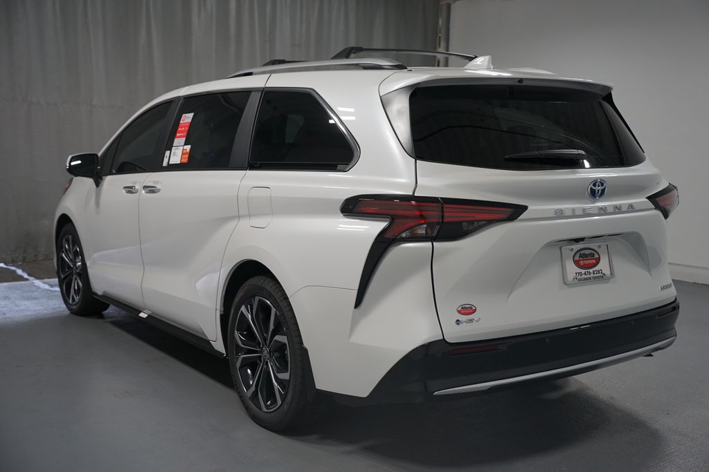 Thumbnail: 2025 Toyota Sienna - 6