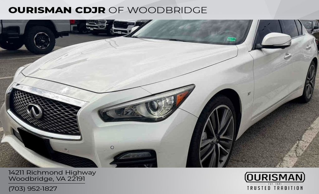 2015 INFINITI Q50 3.7 Sport AWD