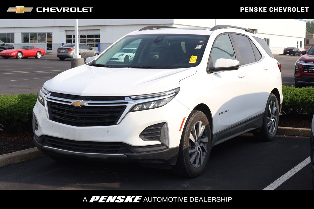 2022 Chevrolet Equinox LT Hero Image