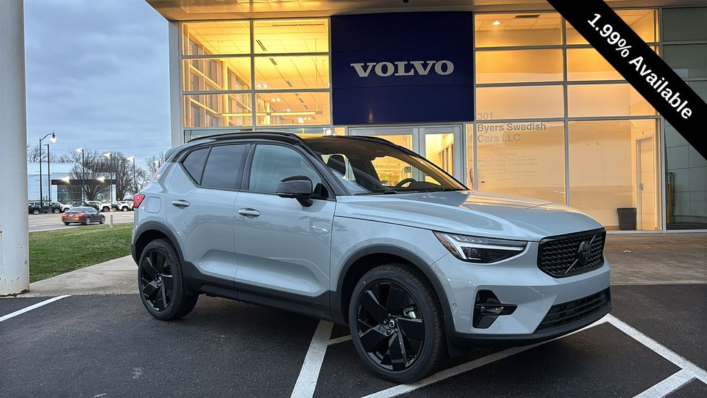 Gray (Vapour Grey Metallic) 2026 Volvo XC40 B5 Ultra Black Edition AWD SUV / Crossover All-Wheel Drive Automatic