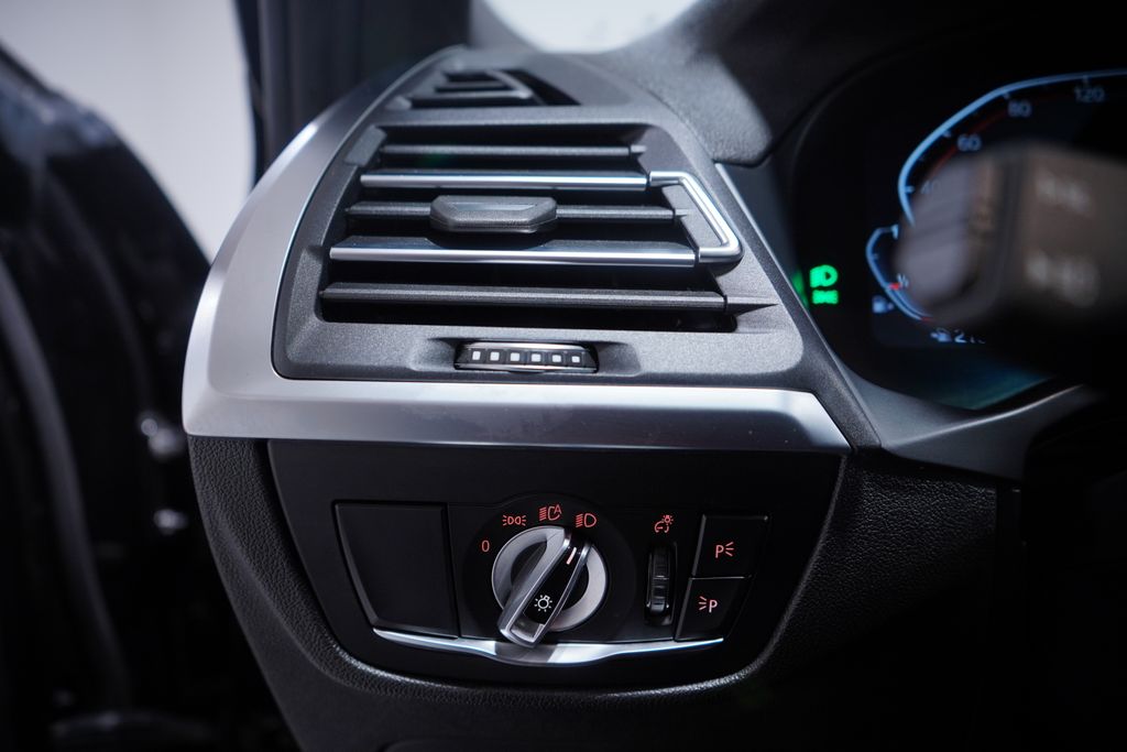 Thumbnail: 2023 BMW X3 - 19