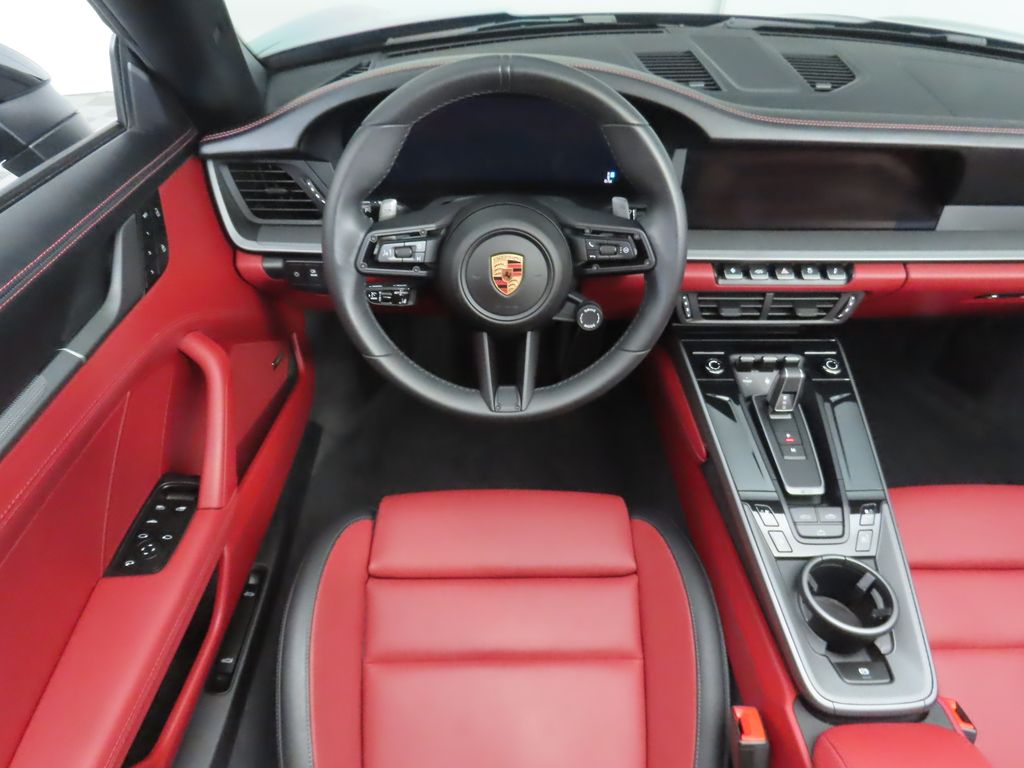 Thumbnail: 2025 Porsche 911 - 18