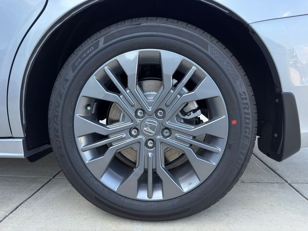 2026 Honda Odyssey Touring Silver at AutoSavvy Houston Southwest