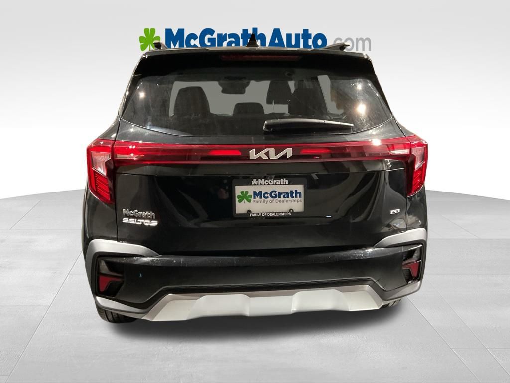 New 2026 Black Kia S image 4