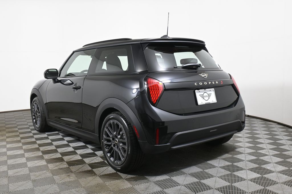 Thumbnail: 2026 MINI Cooper - 5