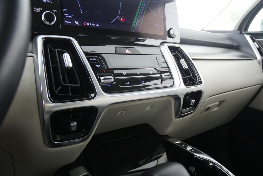 Thumbnail: 2021 Kia Sorento - 26