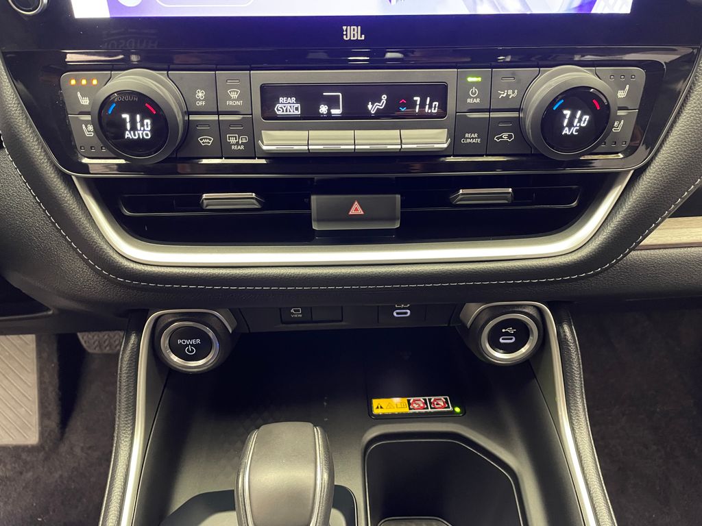 2024 Toyota Grand Highlander Limited 26