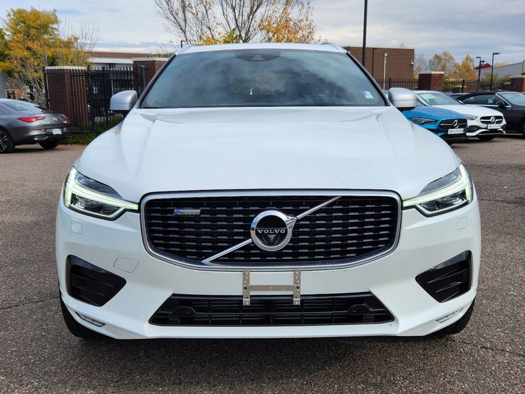 2019 Volvo XC60 T5 R-Design 2