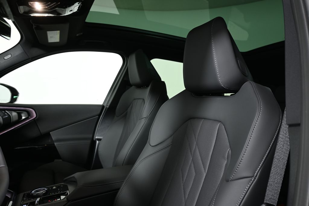 Thumbnail: 2026 BMW X3 - 16