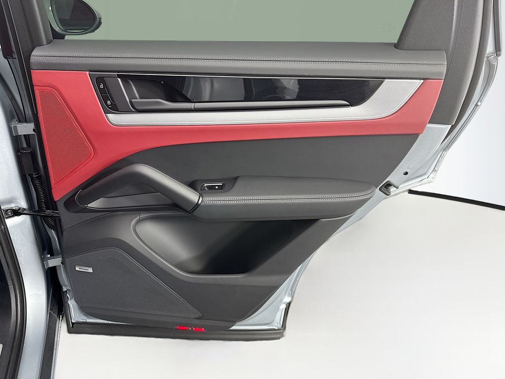 Thumbnail: 2026 Porsche  - 28