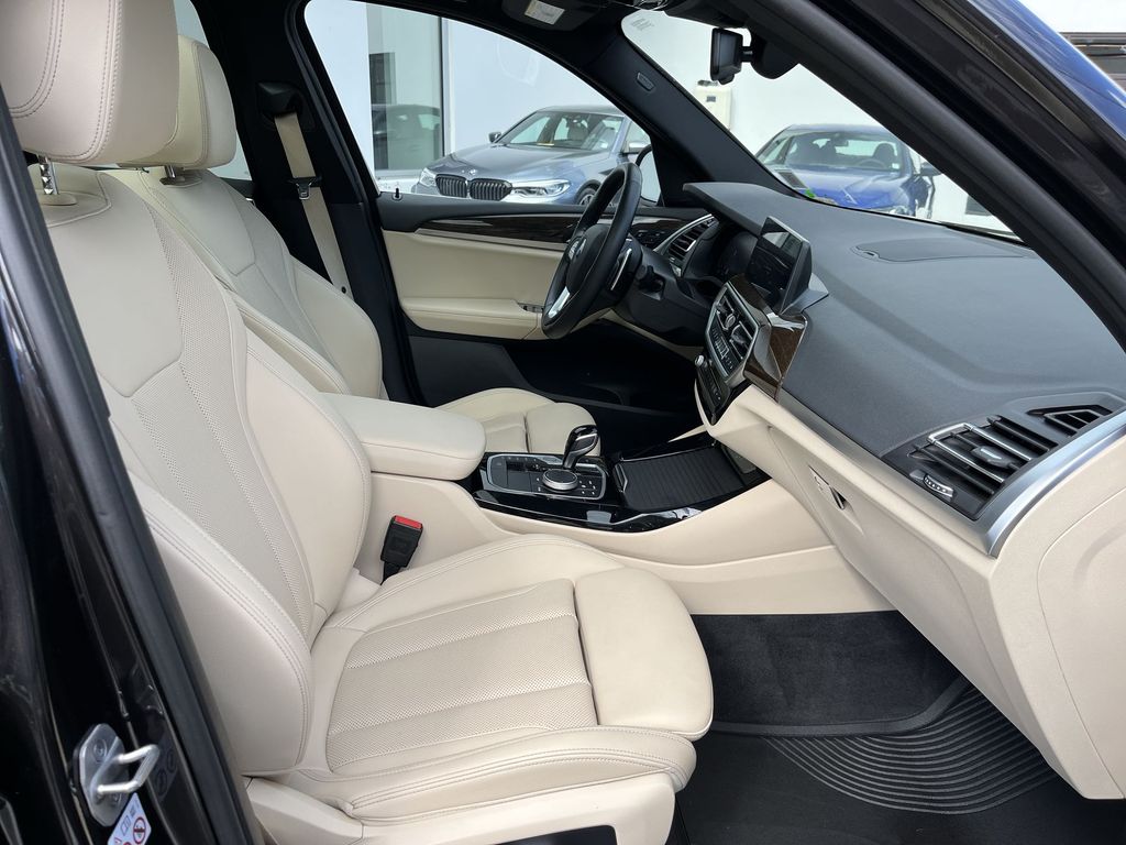 Thumbnail: 2022 BMW X3 - 26