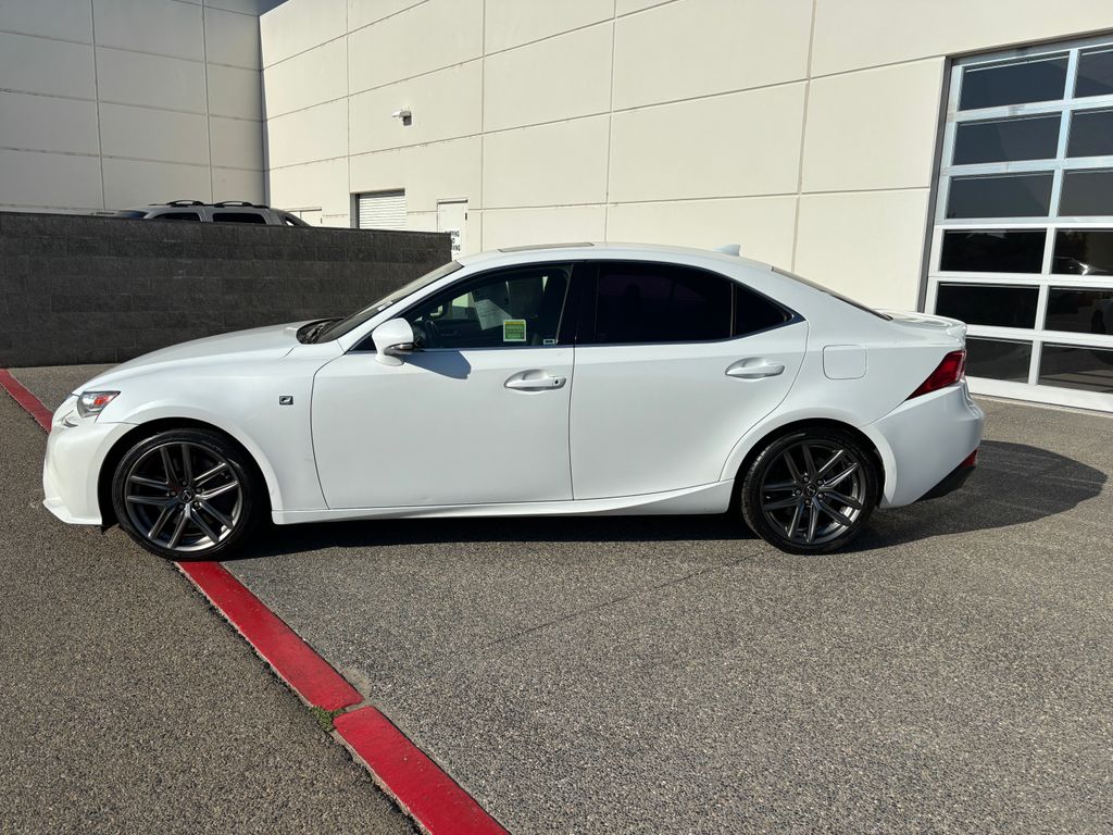 Thumbnail: 2016 Lexus IS - 8