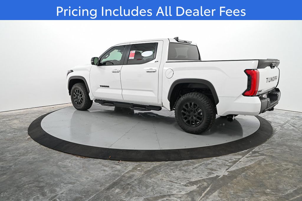 2026 Toyota Tundra SR5 - Photo 7