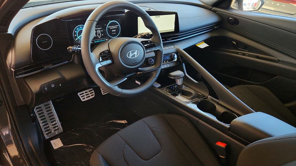 2026 Hyundai Elantra Hybrid