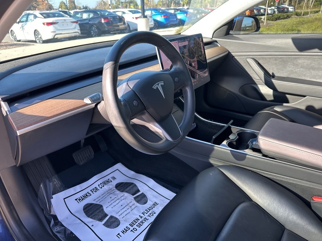 2018 Tesla Model 3 Mid Range 19