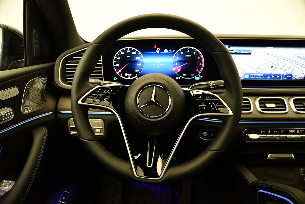 Thumbnail: 2025 Mercedes-Benz GLS - 22