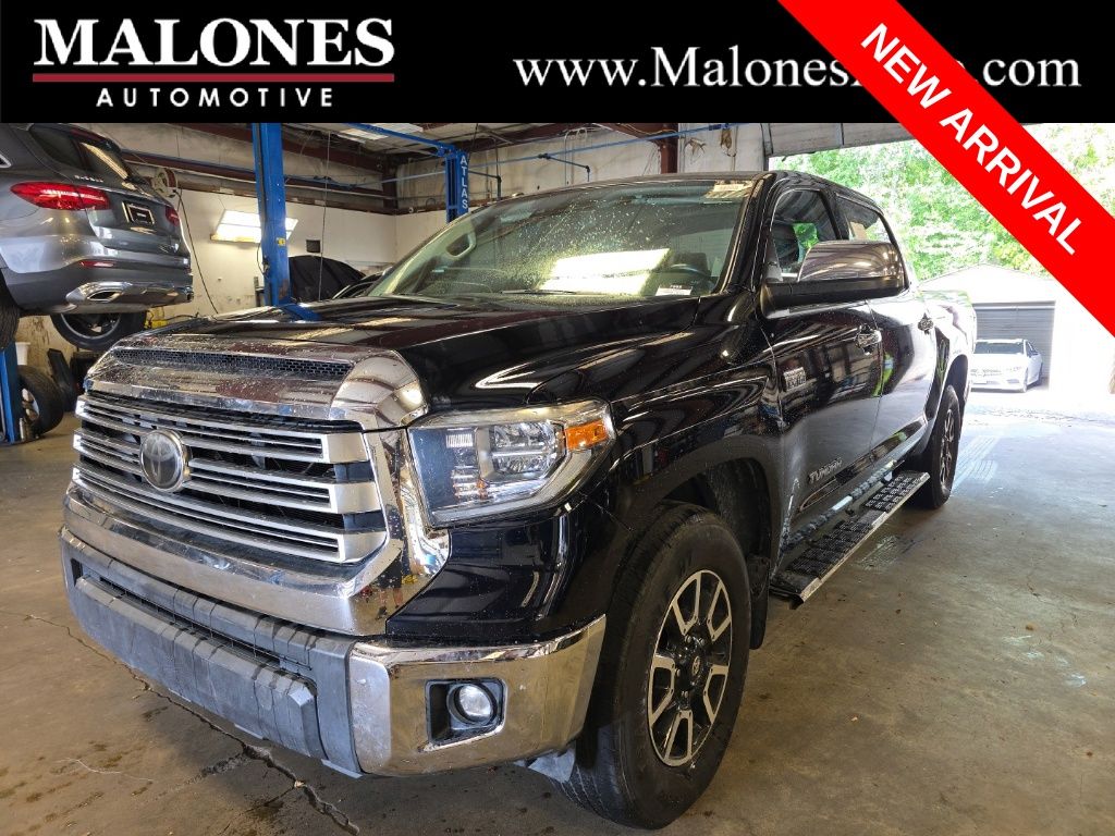 Midnight Black Metallic 2018 Toyota Tundra Pickup Truck 4X2 6-Speed Automatic Overdrive