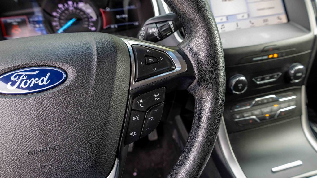 Used 2019 Ford Edge SEL 4D Sport Utility