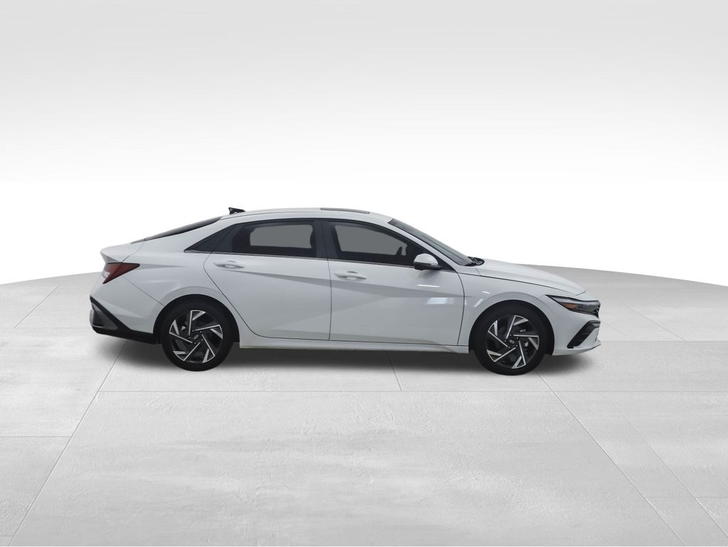 2024 Hyundai Elantra Limited Edition 6