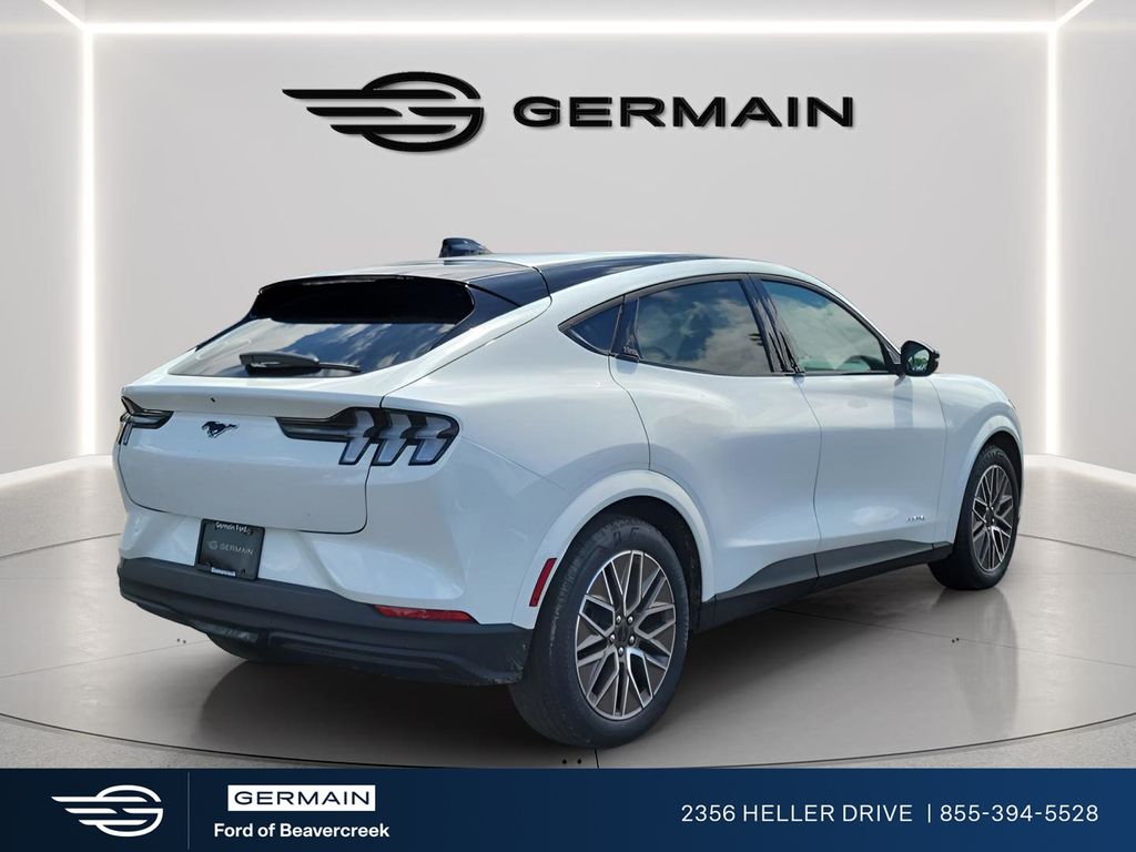 New 2026 White Ford Premium image 7