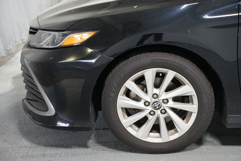 Thumbnail: 2023 Toyota Camry - 5