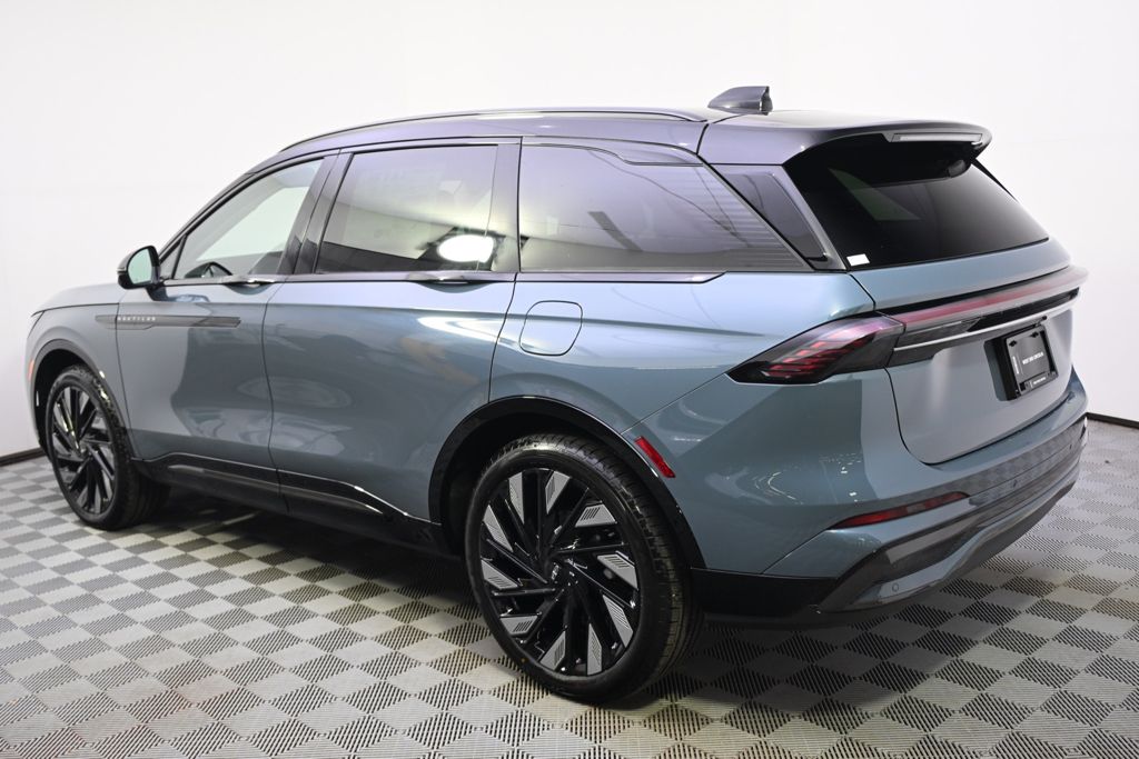 New 2026 Blue Lincoln Reserve image 3