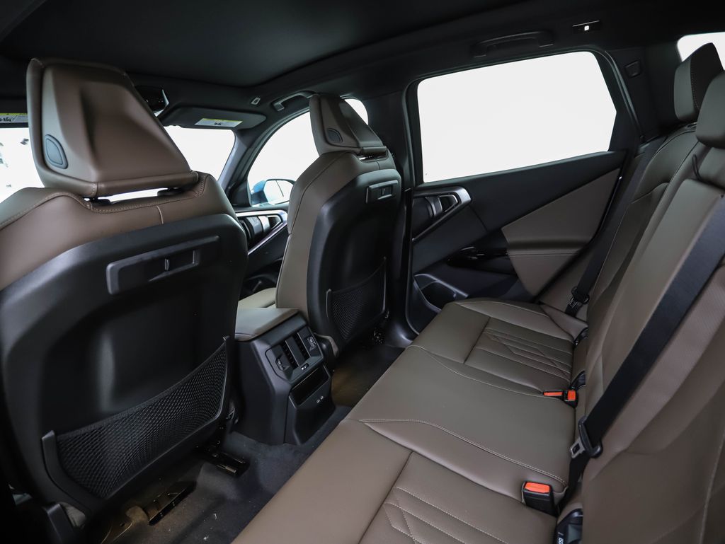 Thumbnail: 2026 BMW X3 - 21