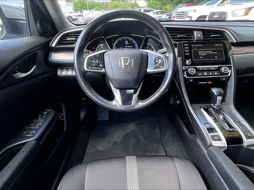 2020 Honda Civic — photo 16