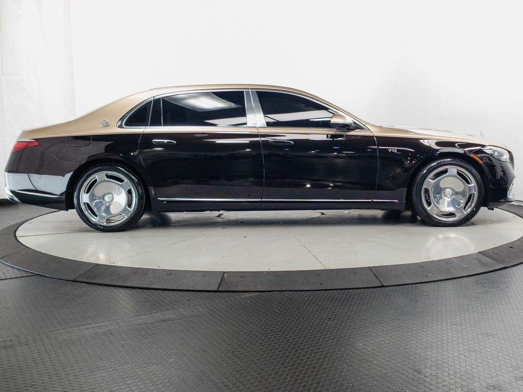 Used 2024 Black Mercedes-Benz Maybach S 680 image 38