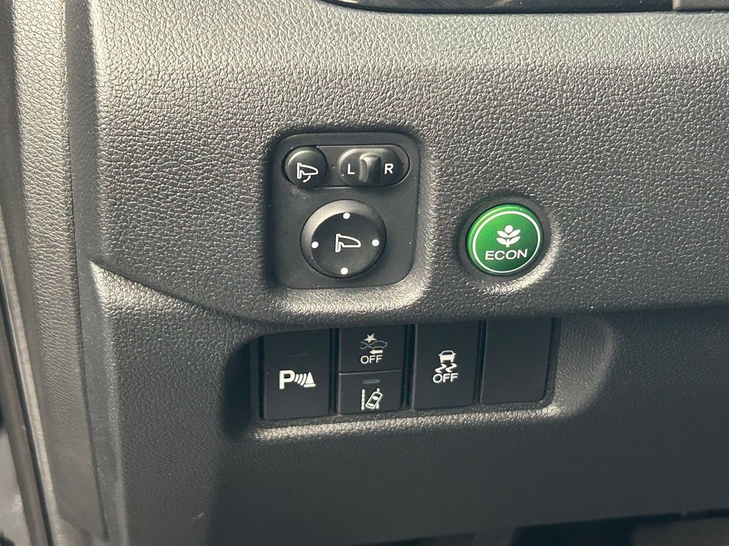 Used 2022 Black Honda Black Edition image 11