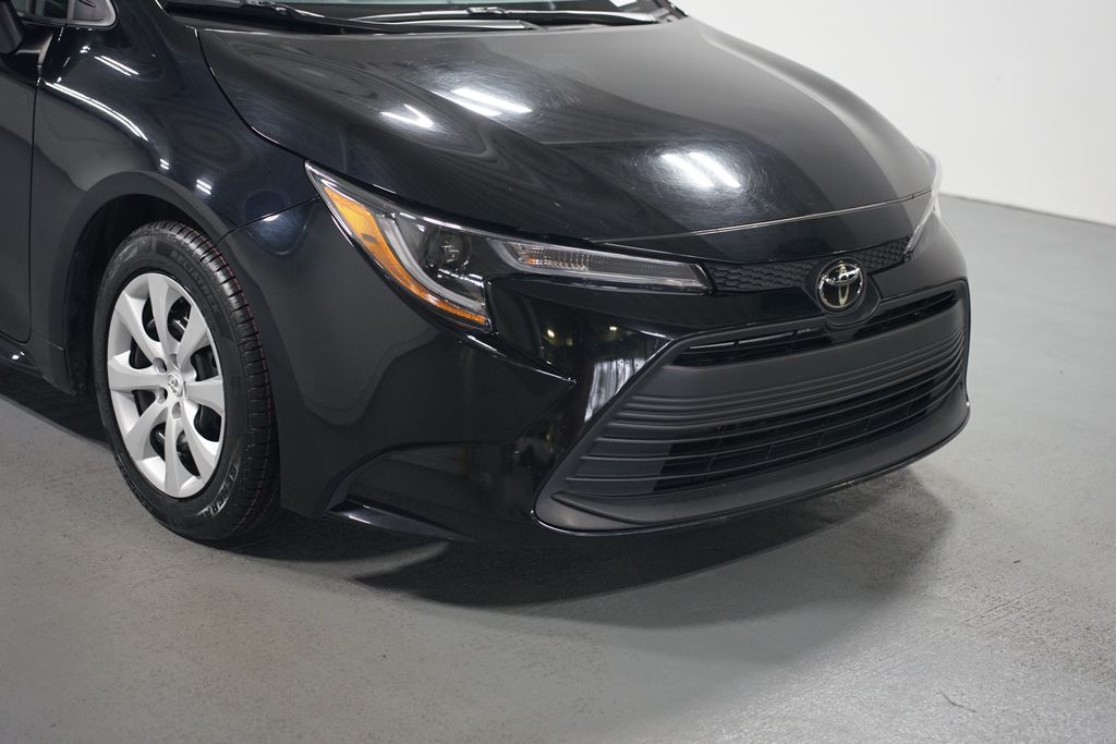 Thumbnail: 2023 Toyota Corolla - 4