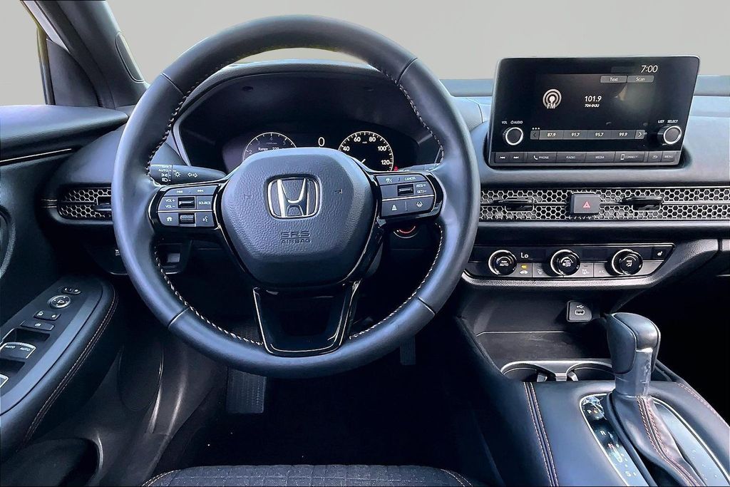 2025 Honda HR-V Sport - Photo 7