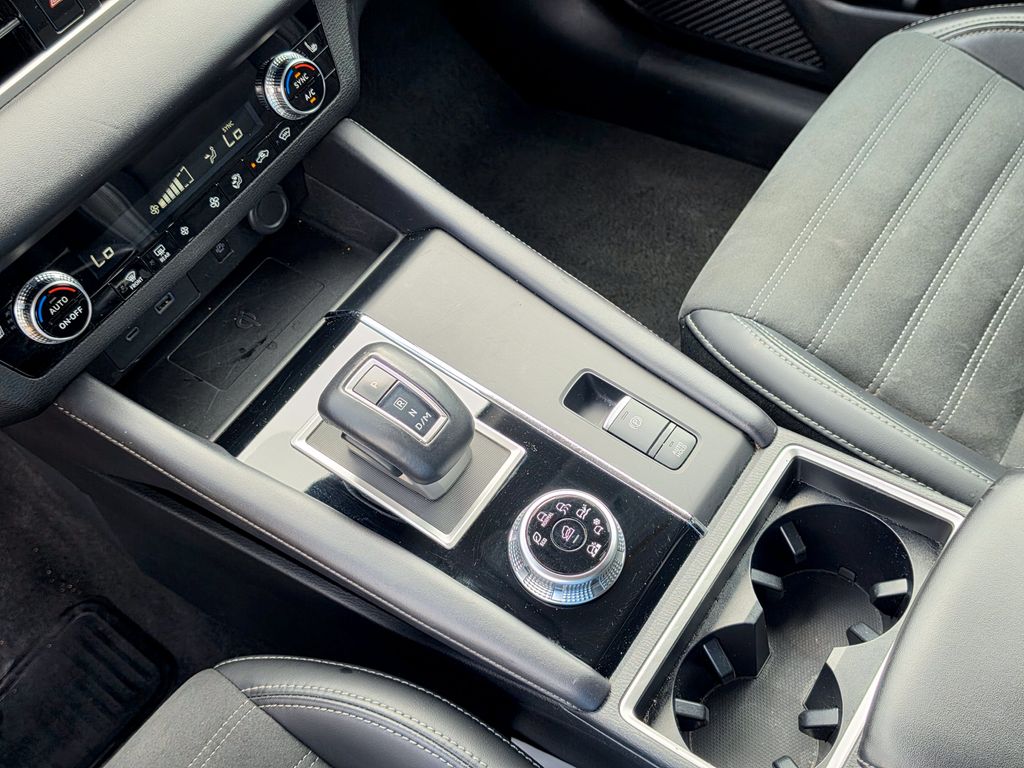 Used 2024 Mitsubishi Outlander SUV