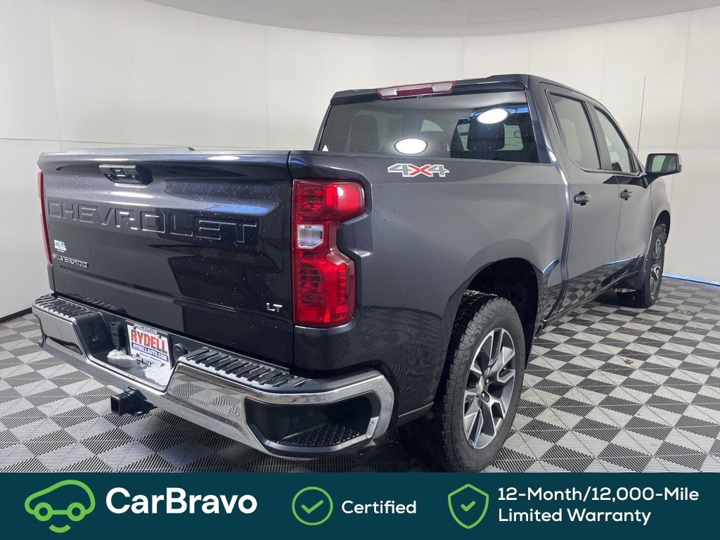 View vehicle photo 4