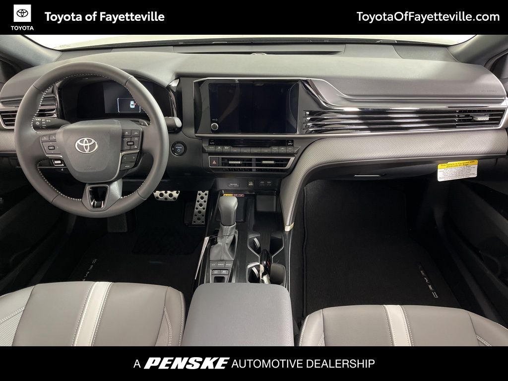 2025 Toyota Camry SE 17
