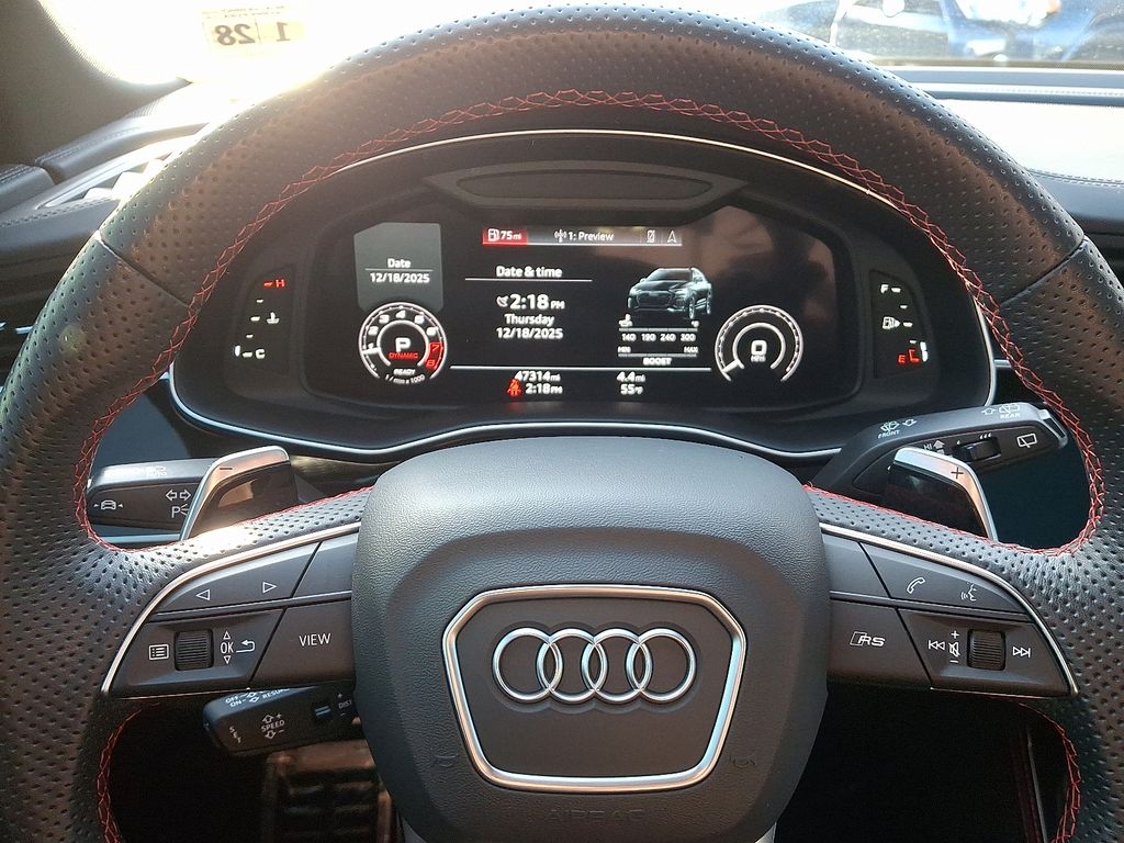 Thumbnail: 2023 Audi RS Q8 - 20