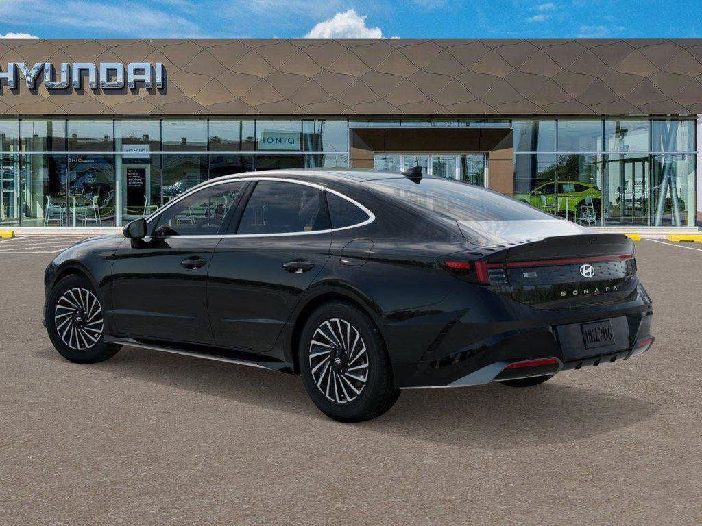 New 2026 Black Hyundai SEL image 5
