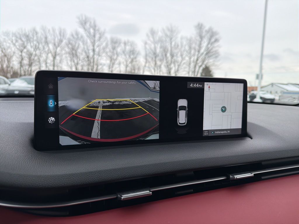 Thumbnail: 2025 Genesis GV70 - 31