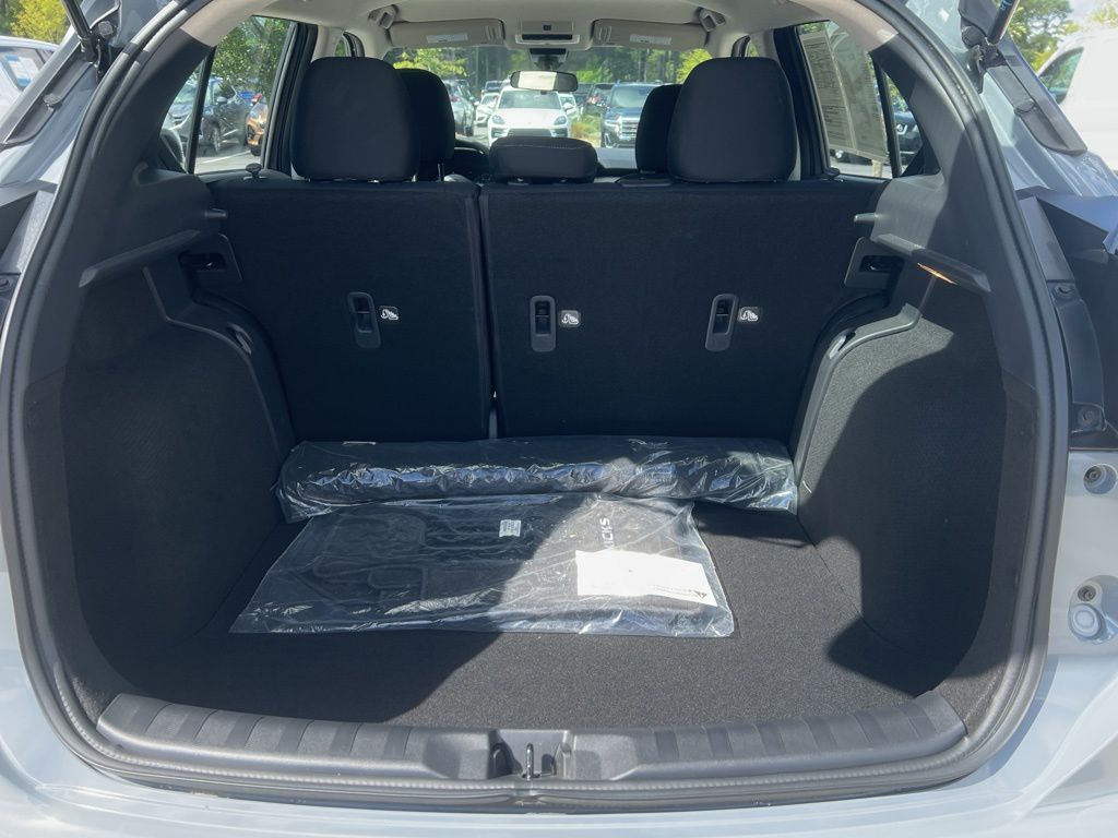 2024 Boulder Gray Pearl Nissan Kicks SV FWD SUV