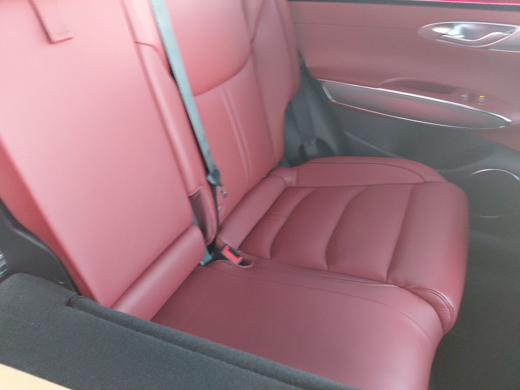 Thumbnail: 2026 Genesis GV70 - 25