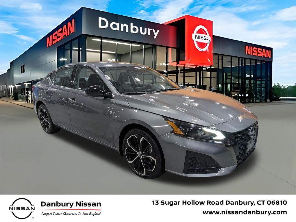 Gray (Gun Metallic) 2025 Nissan Altima Sedan All-Wheel Drive Continuously Variable Transmission