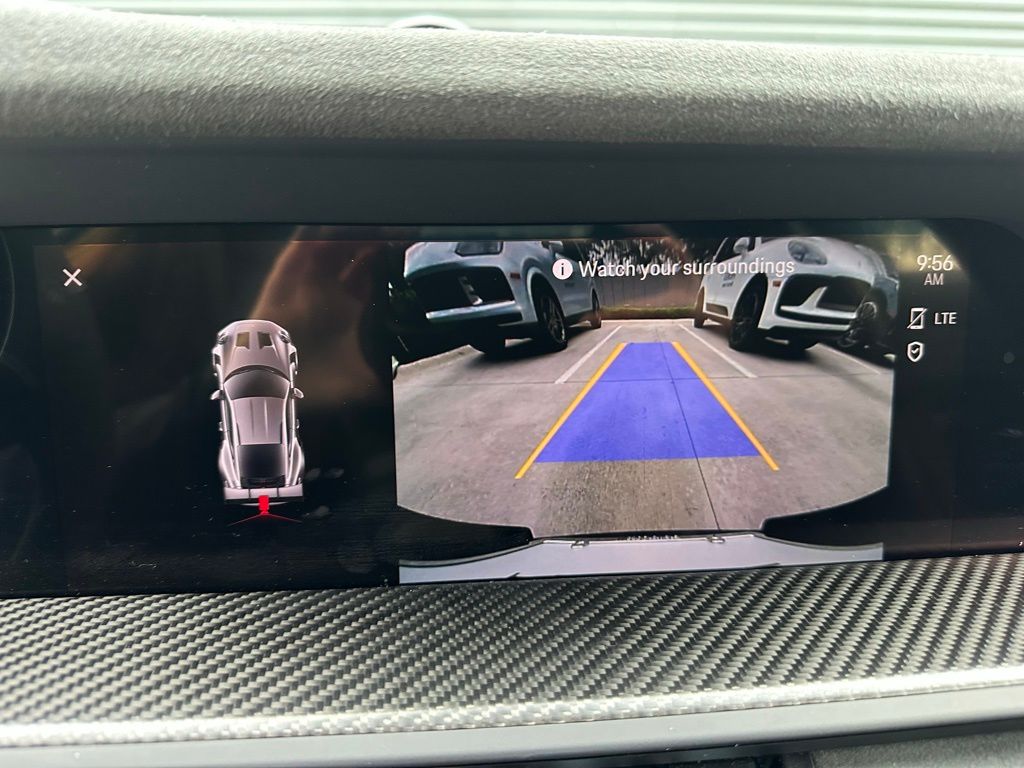 Thumbnail: 2025 Porsche 911 - 32