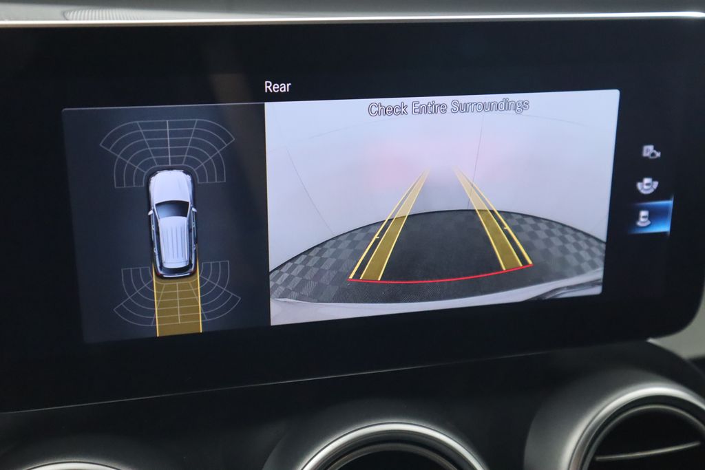 2021 Mercedes-Benz GLC 300 15