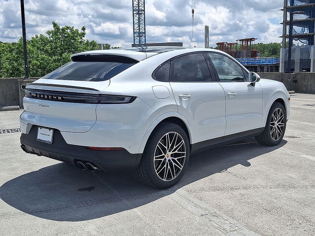 Thumbnail: 2025 Porsche  - 8