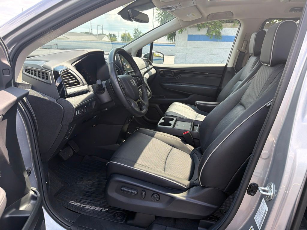 Thumbnail: 2025 Honda Odyssey - 17
