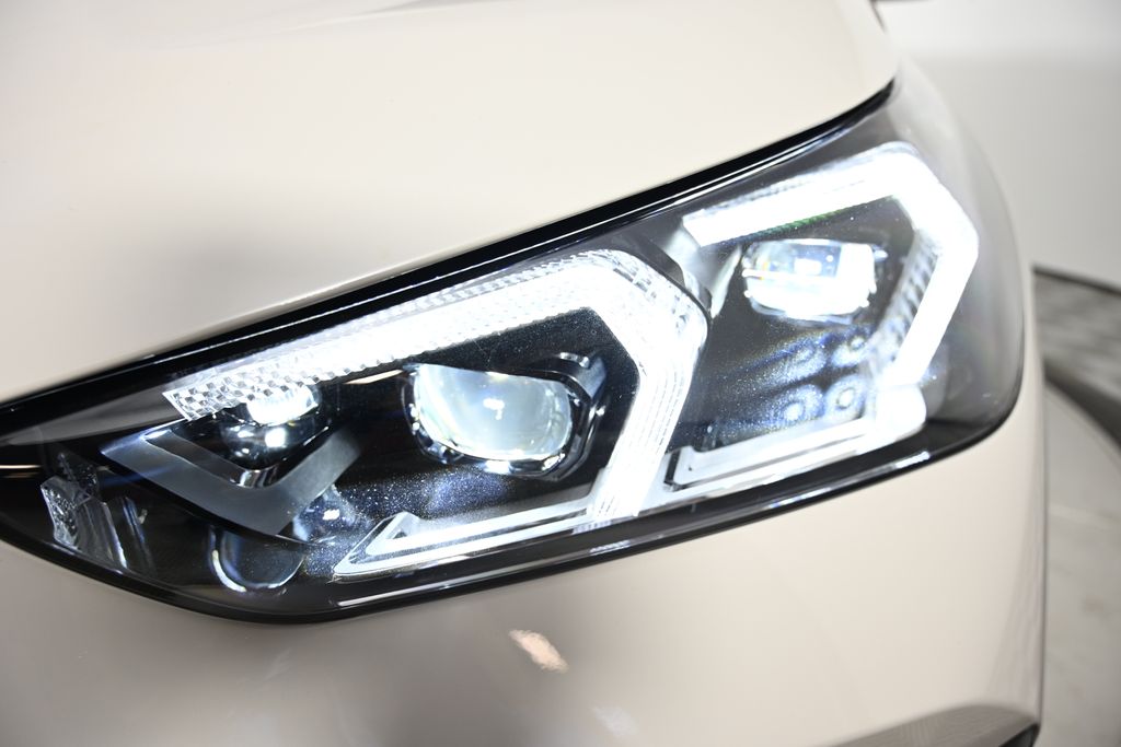 Thumbnail: 2026 BMW X1 - 9