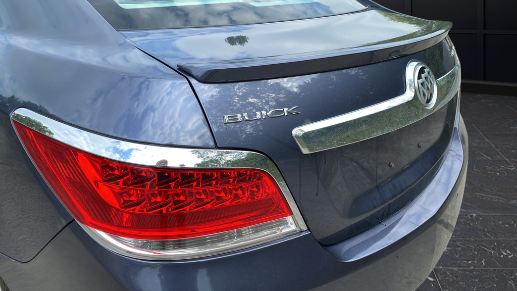 Used 2013 Atlantis Blue Metallic Buick Leather Group image 38