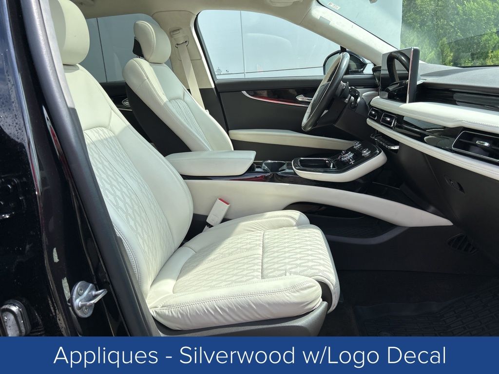 2022 Lincoln Nautilus Black Label