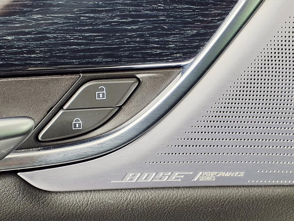 2025 Cadillac XT5 Premium Luxury - 9